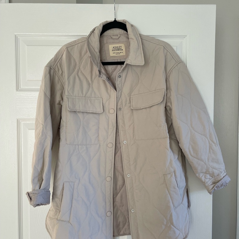Quilted Jacket - Picture 2 of 4